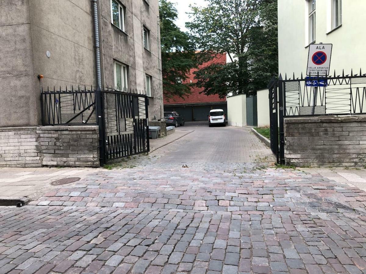 Vanalinna Apartment Tallinn Exteriör bild